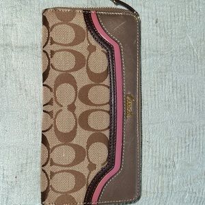 Coach wallet
